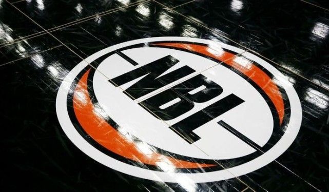 阿拉维斯则 阿拉维斯则