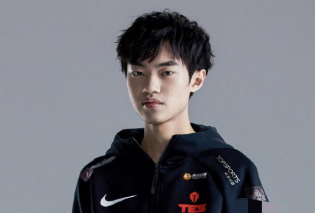 以世界杯周